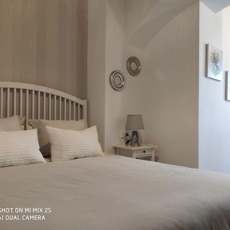 Casa En La Juderia Apartment การ์โมนา ภายนอก รูปภาพ