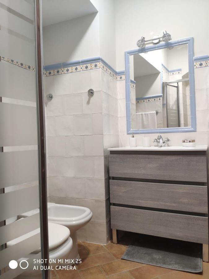 Casa En La Juderia Apartment การ์โมนา ภายนอก รูปภาพ