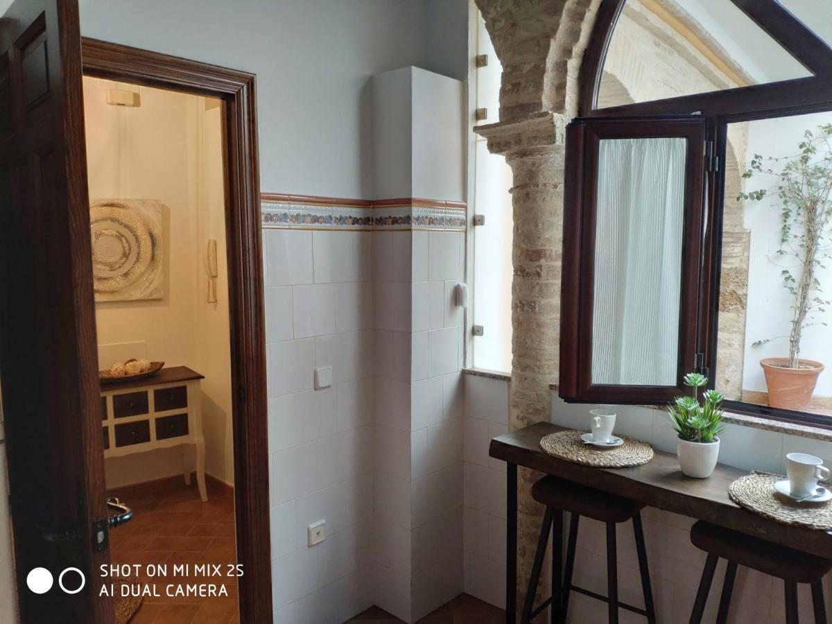 Casa En La Juderia Apartment การ์โมนา ภายนอก รูปภาพ