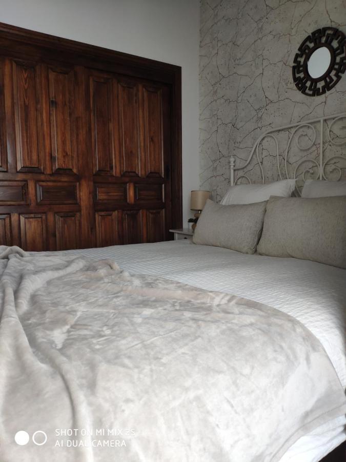 Casa En La Juderia Apartment การ์โมนา ภายนอก รูปภาพ